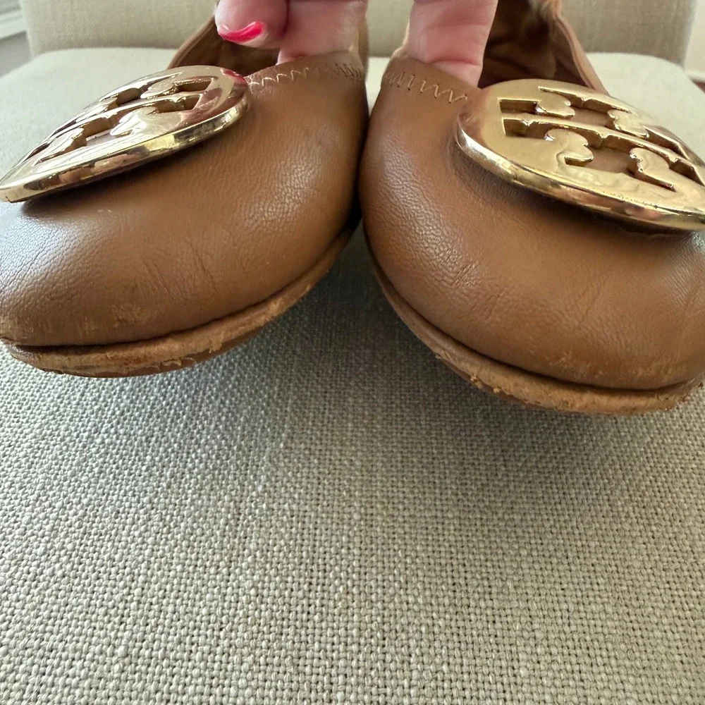 Tory Burch‎ Minnie Travel Ballet Flats Tan Leather Gold Logo 50393 Womens 8.5M